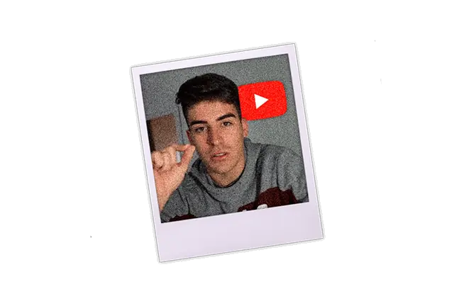 Toni grabando uno de sus primeros vídeos de YouTube